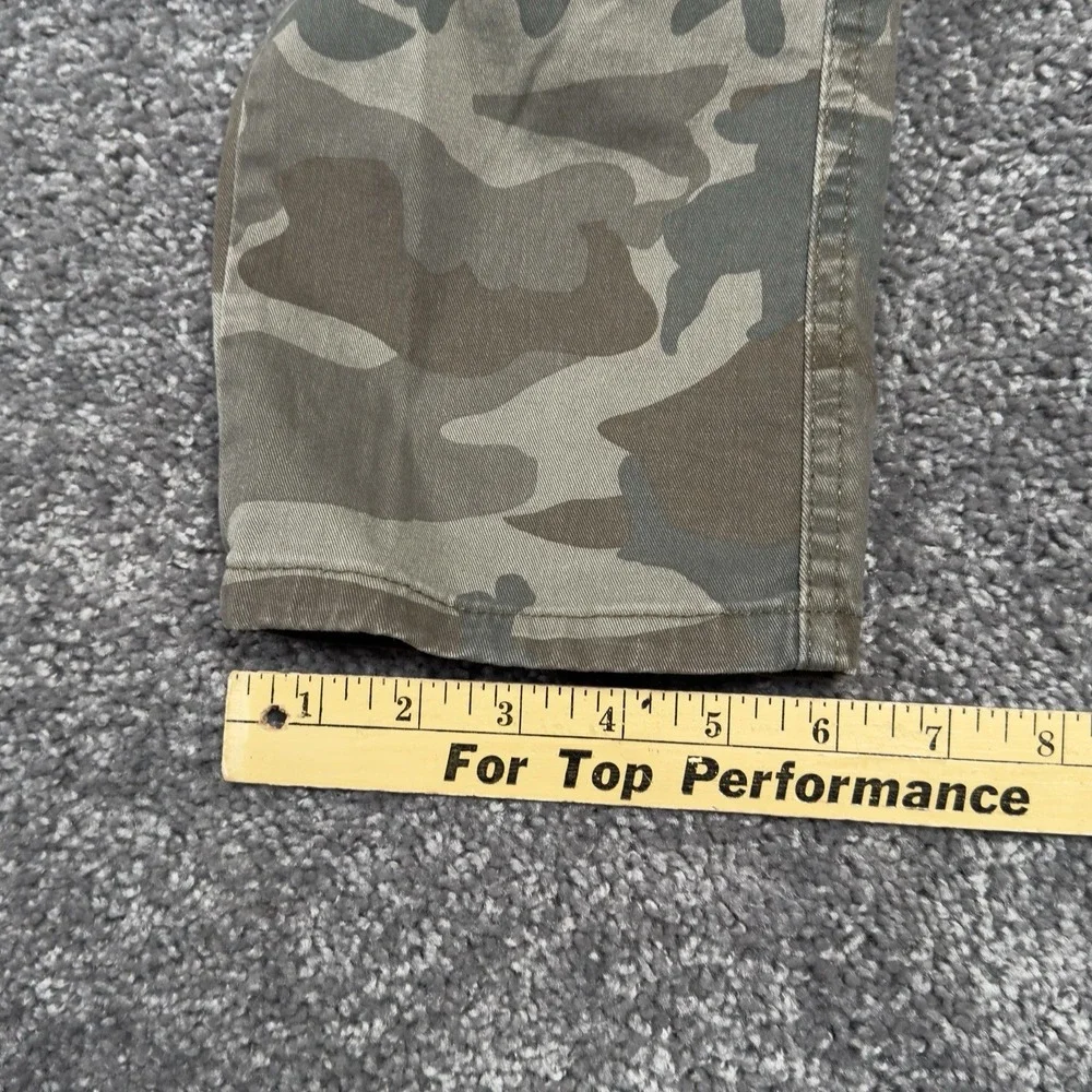 Wrangler Men's Camo Cargo Pants GreenRegular Taper Leg Size 30x30 **READ**